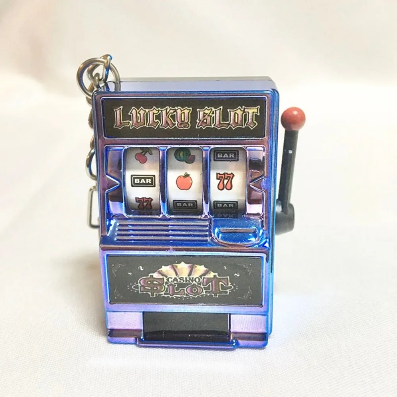 سلسلة مفاتيح على شكل ماكينة فو - مراجعة Fruit Slot Machine وسعره
